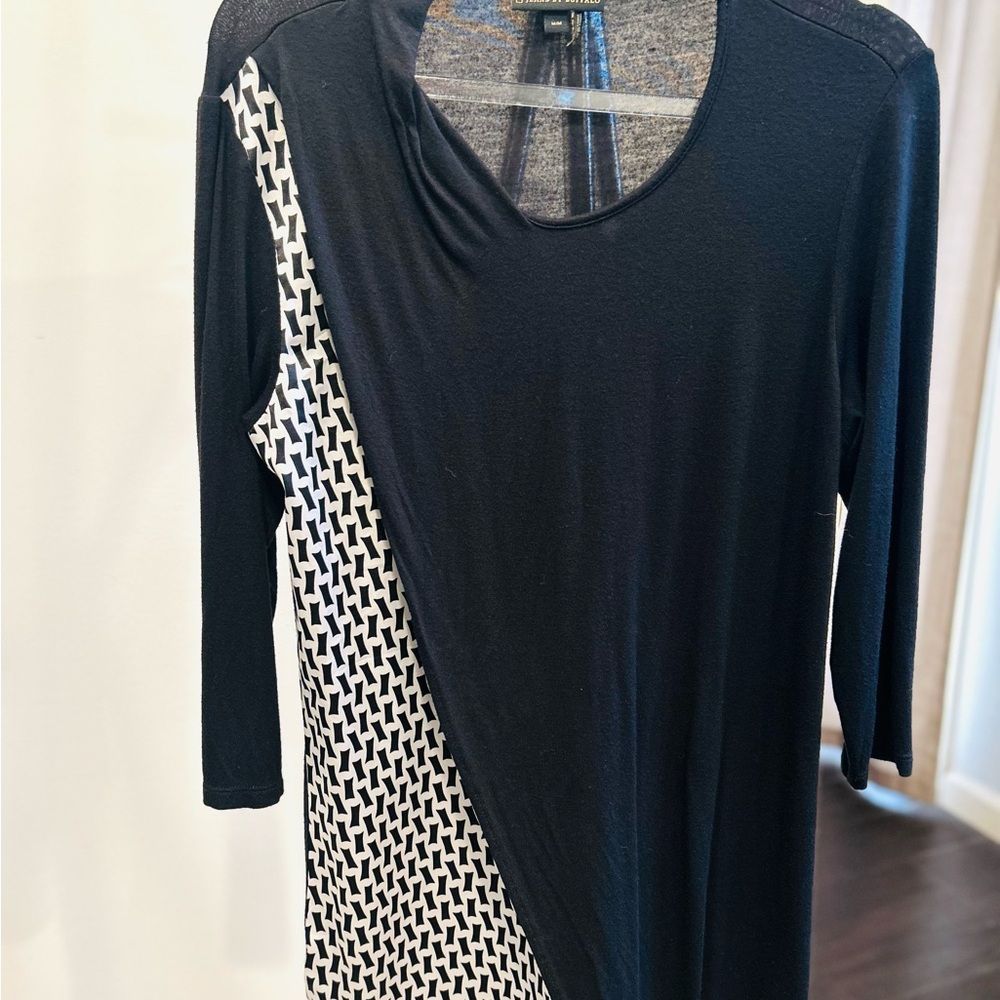 i jeans by‎ Buffalo Black and White Asymmetrical Sheath Dress .